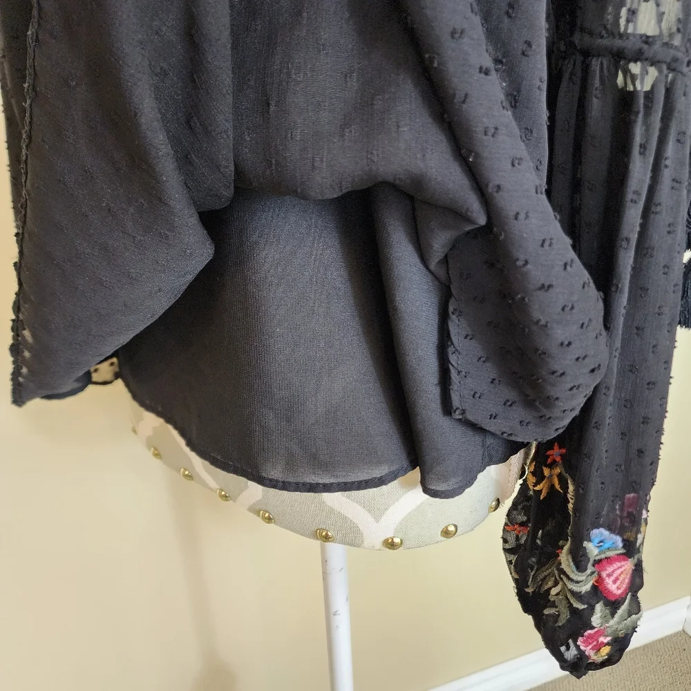 ZARA Trafaluc Black Embroidered Floral Long Sleeve Tassel Chiffon Top Boho XS - Picture 7 of 12